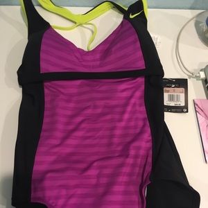 Nike 1-piece swim suit.